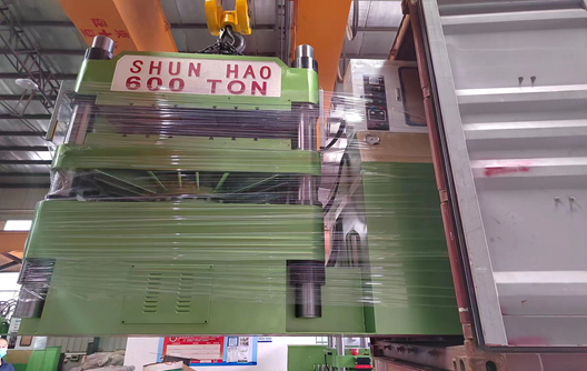 Shunhao 600 Tons Hydraulic Melamine Forming Machine Shipment