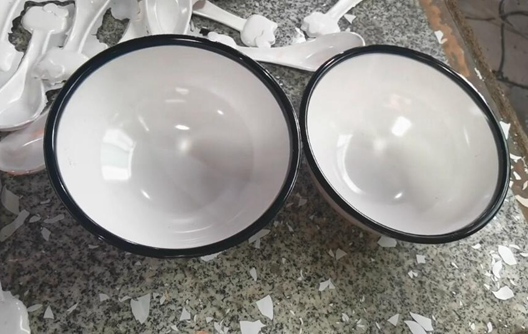 Как сделать двухцветную посуду из меламина из одной формы?